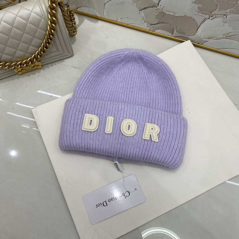 CHRISTIAN DIOR